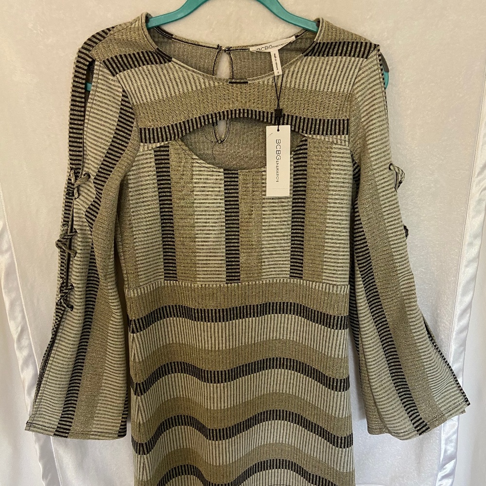 BCBG Dress NWT, Black and Gold/knee length